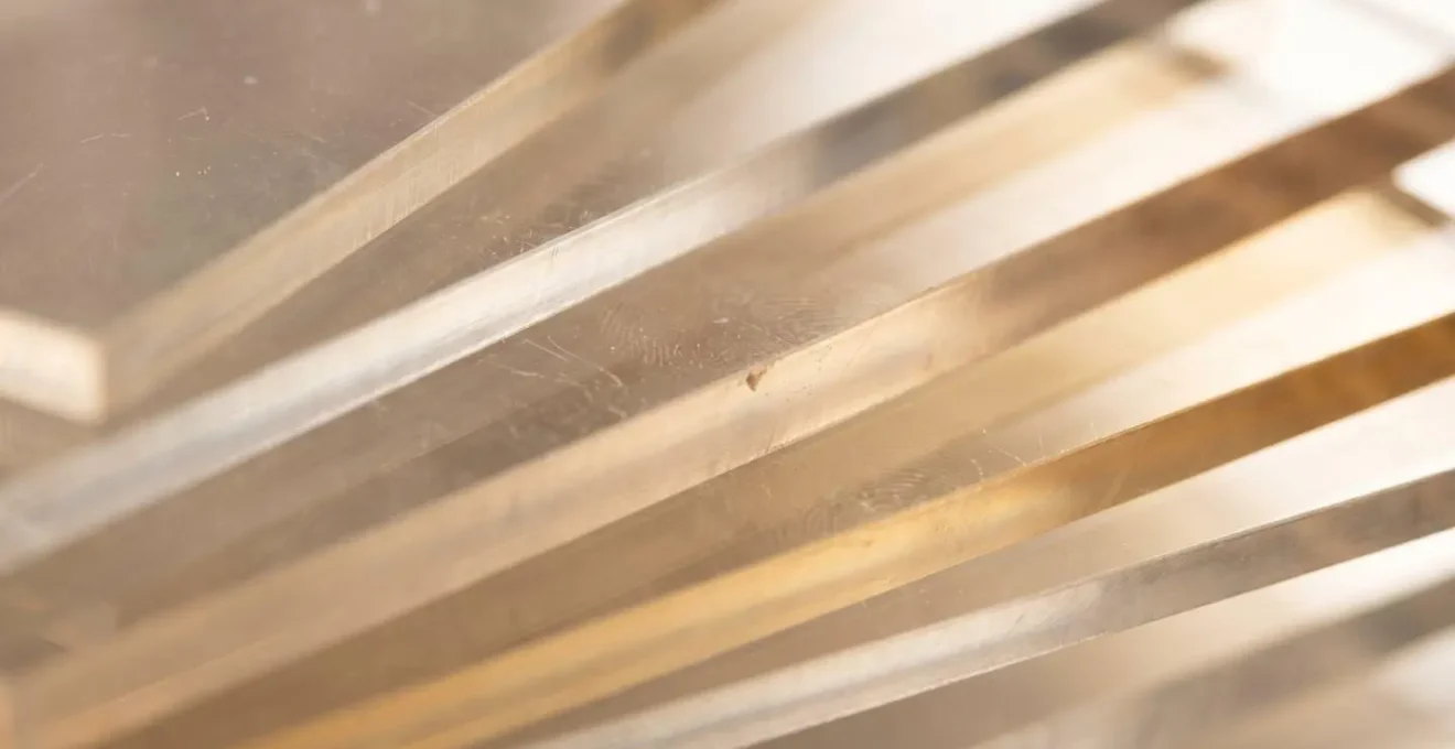 Visualisation macro des frais cachés et structure de coûts multicouche